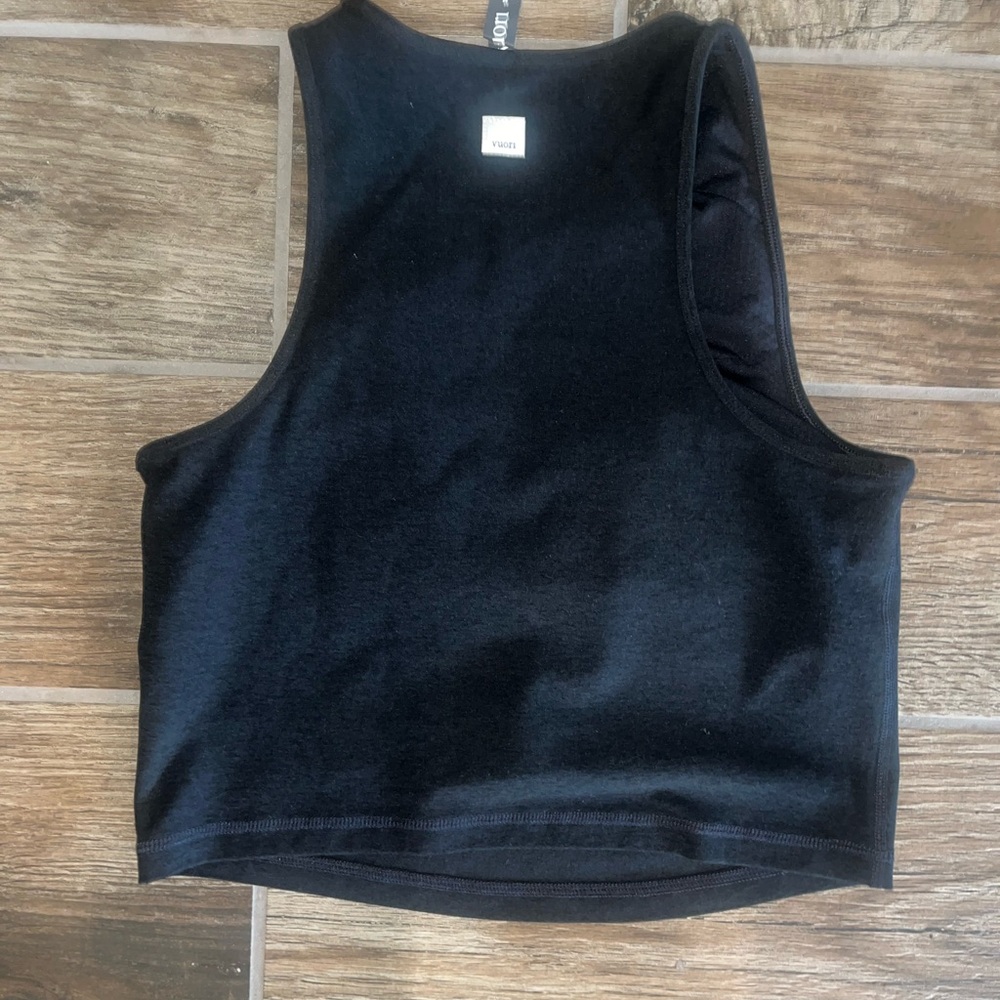Vuori Women’s elevation plyo tank - Picture 2 of 4